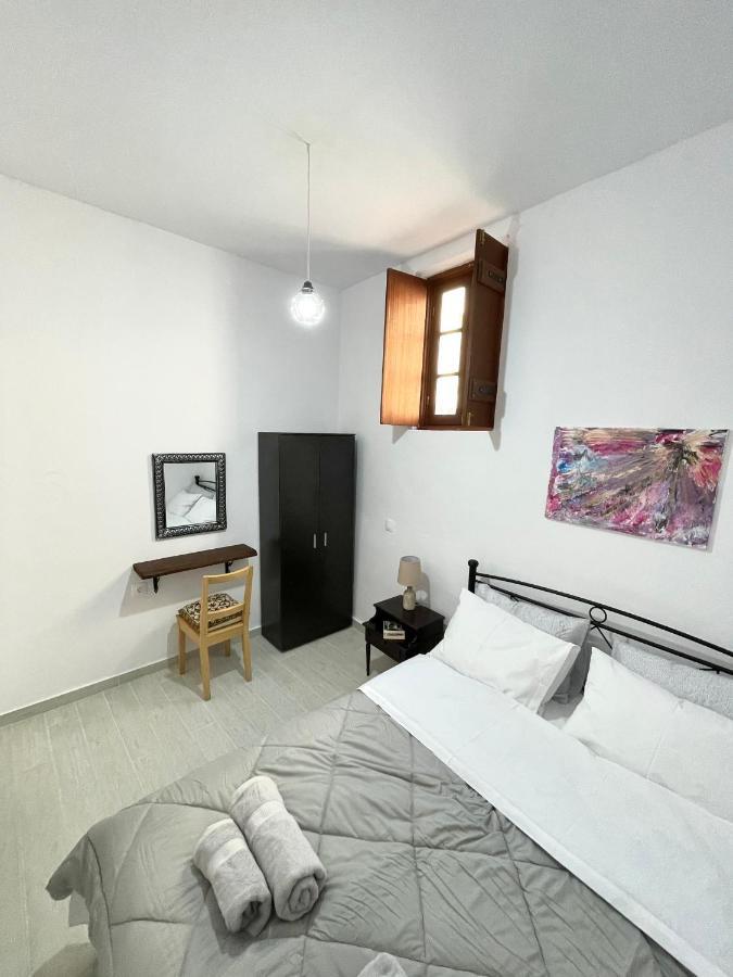 Ritsos Family Apartment Monemvasia Bagian luar foto